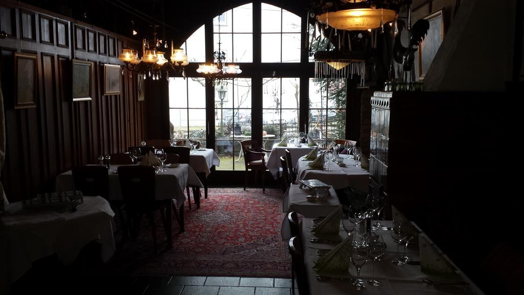 Alte Schreinerei-Auberge Harlekin Randegg Exterior foto
